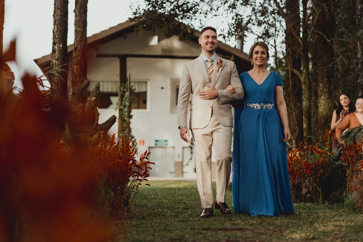 fotografo-casamento-ao-ar-livre-rancho-p-e-r-puruna-cerimonia