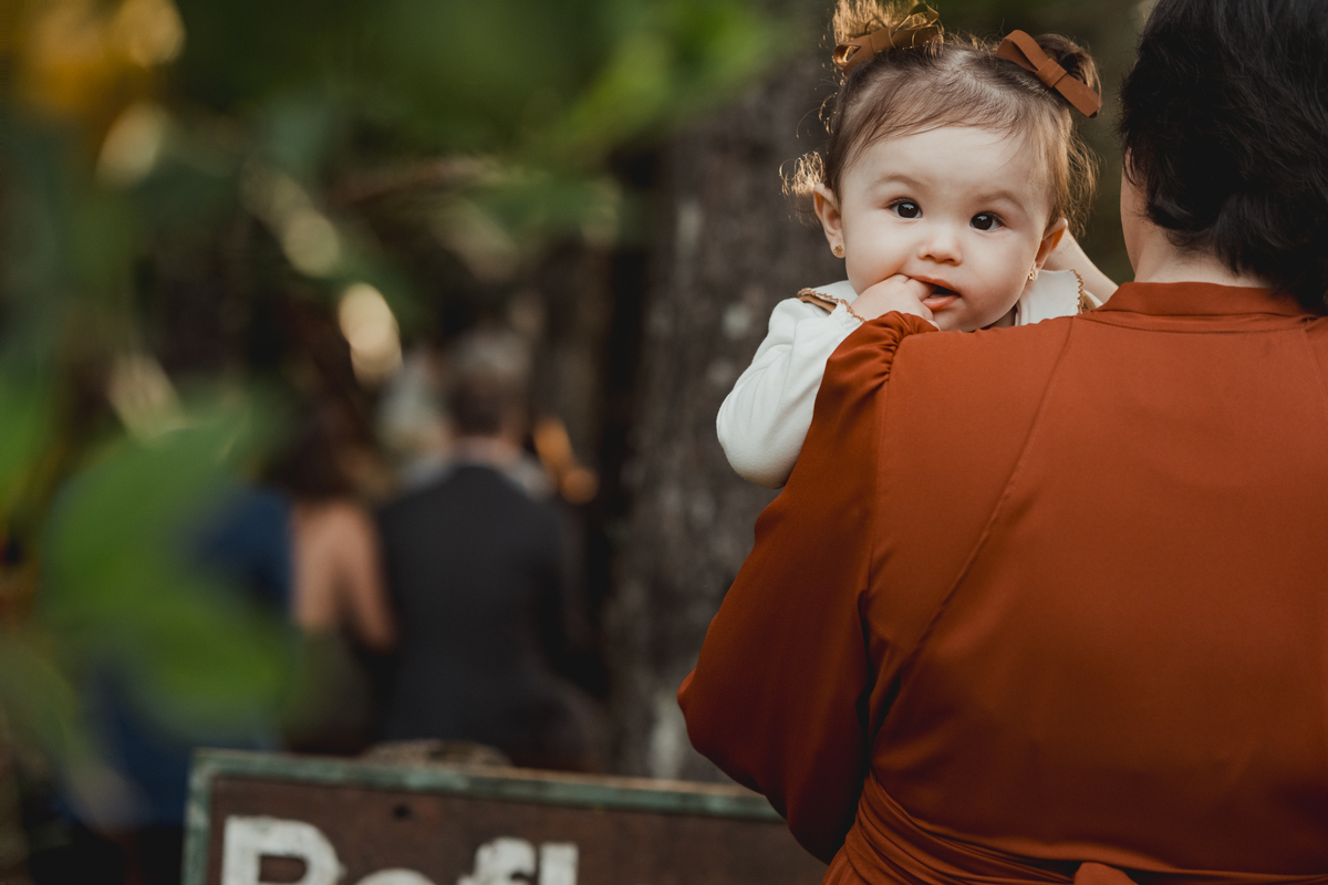 fotografo-casamento-ao-ar-livre-rancho-p-e-r-puruna-cerimonia