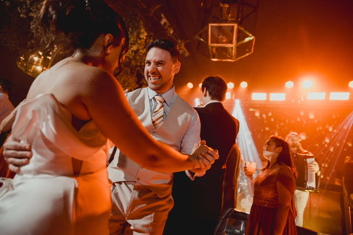 fotografo-casamento-ao-ar-livre-rancho-p-e-r-puruna-festa