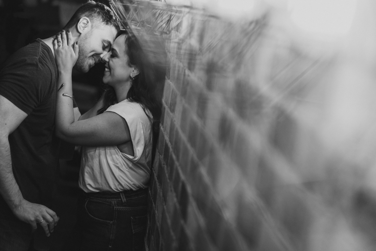 ensaio-pre-wedding-curitiba-largo-da-ordem-urbano