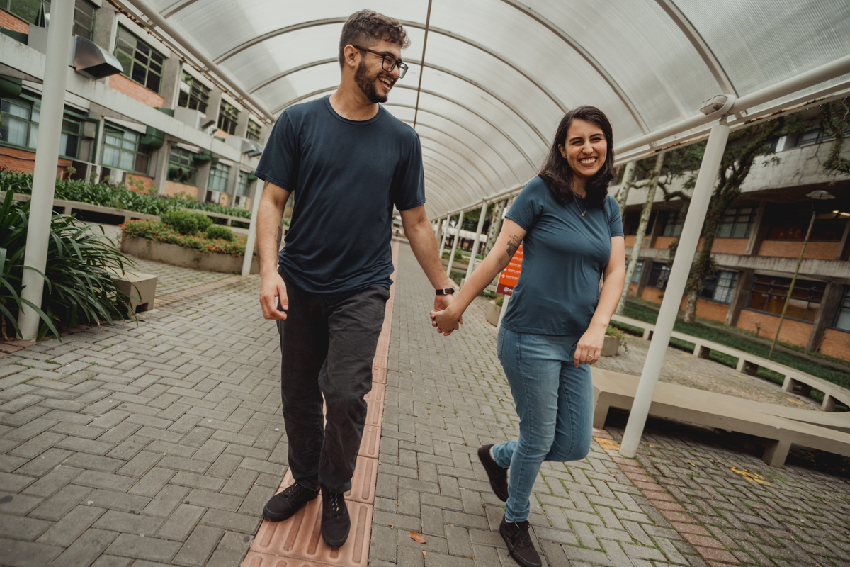 ensaio-casal-puc-pr-bloco-azul-curitiba