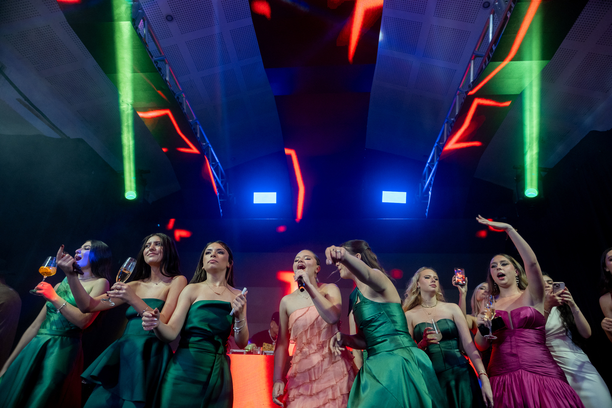pista-de-danca-festa-15-anos-som-iluminacao