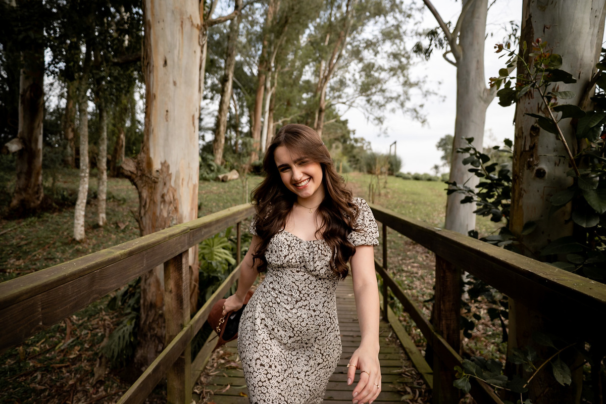 Debutante Rayssa no campo de lavanda do Lavandário dos Sonhos, São Luís do Purunã