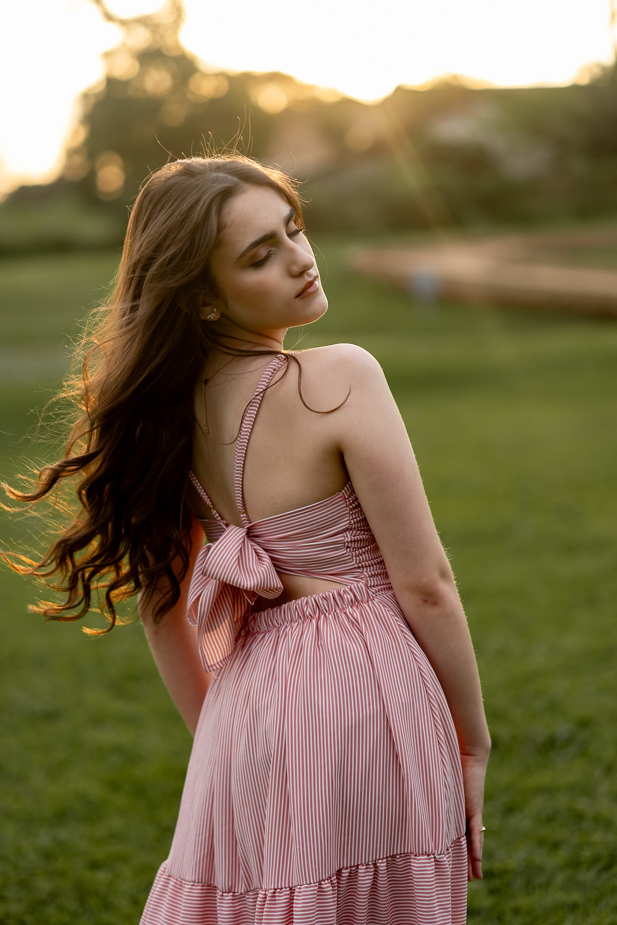 Debutante Rayssa no campo de lavanda do Lavandário dos Sonhos, São Luís do Purunã