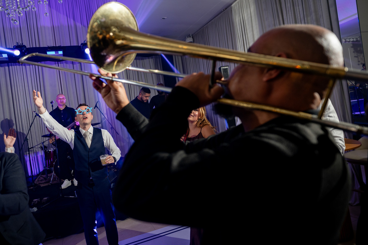 Pista de dança na festa de casamento na Villa Augusta Eventos
