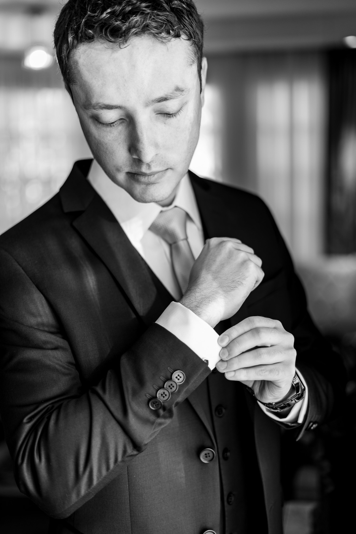 Making of do noivo Leonardo antes do casamento em Curitiba