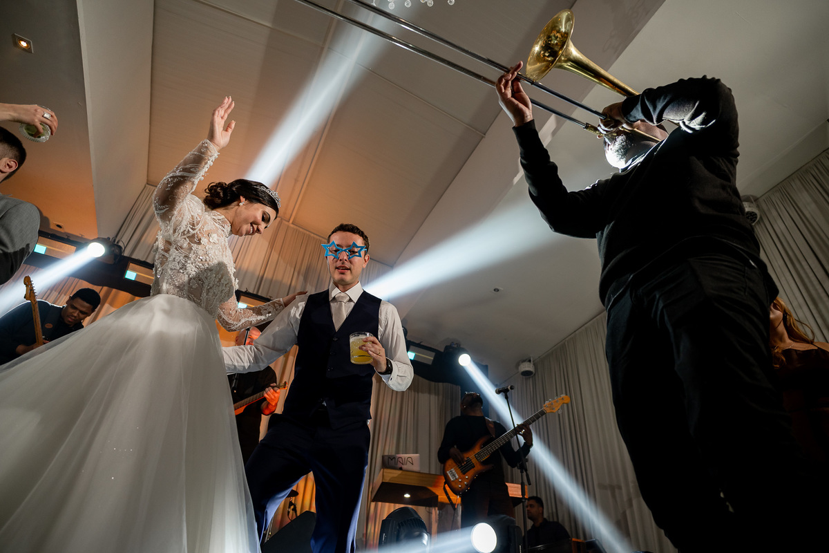 Pista de dança na festa de casamento na Villa Augusta Eventos