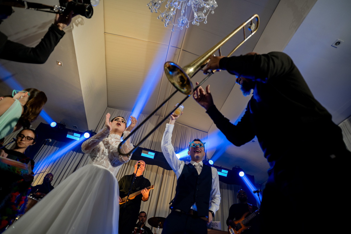 Pista de dança na festa de casamento na Villa Augusta Eventos