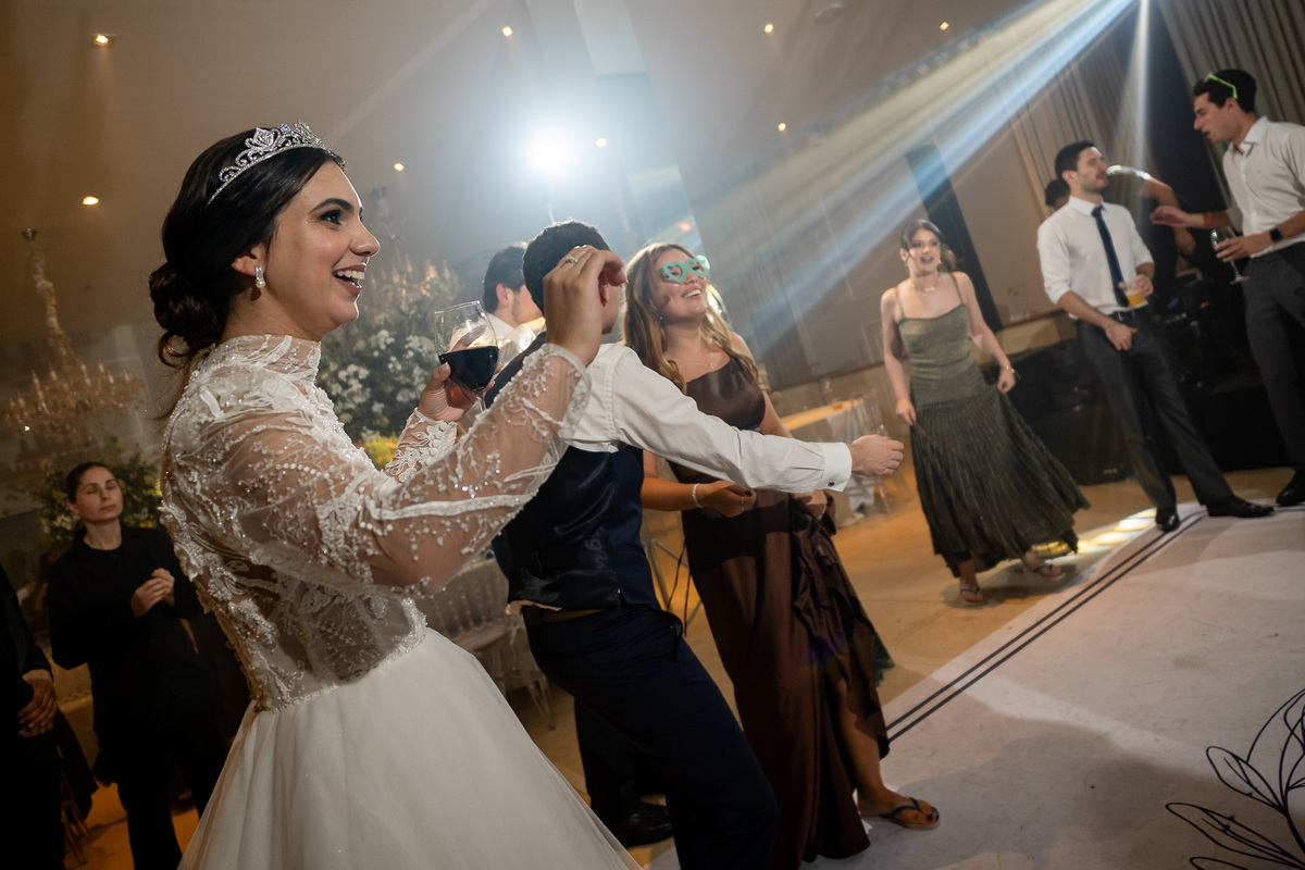 Pista de dança na festa de casamento na Villa Augusta Eventos