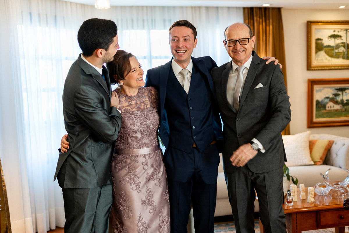 Making of do noivo Leonardo antes do casamento em Curitiba