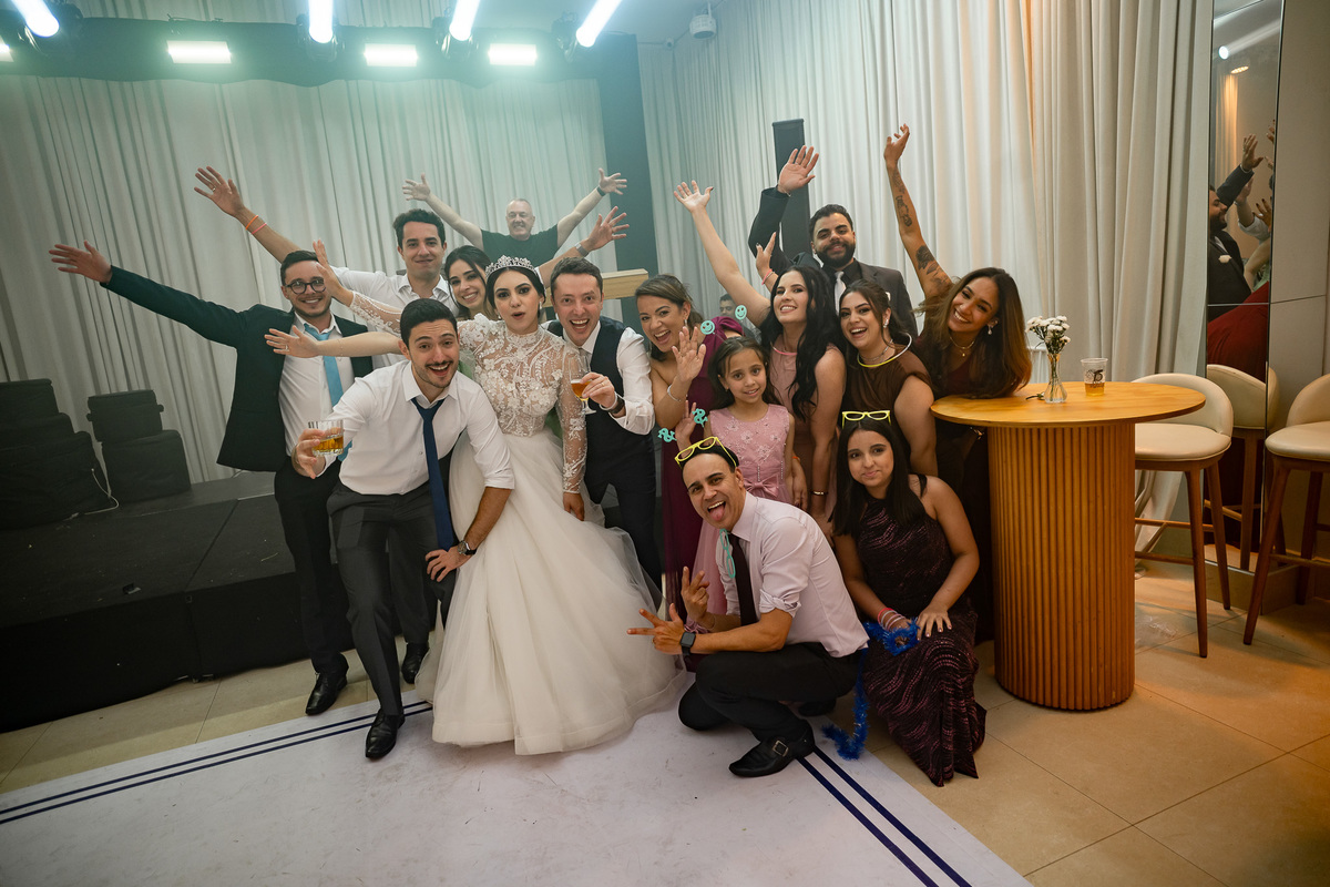 Pista de dança na festa de casamento na Villa Augusta Eventos