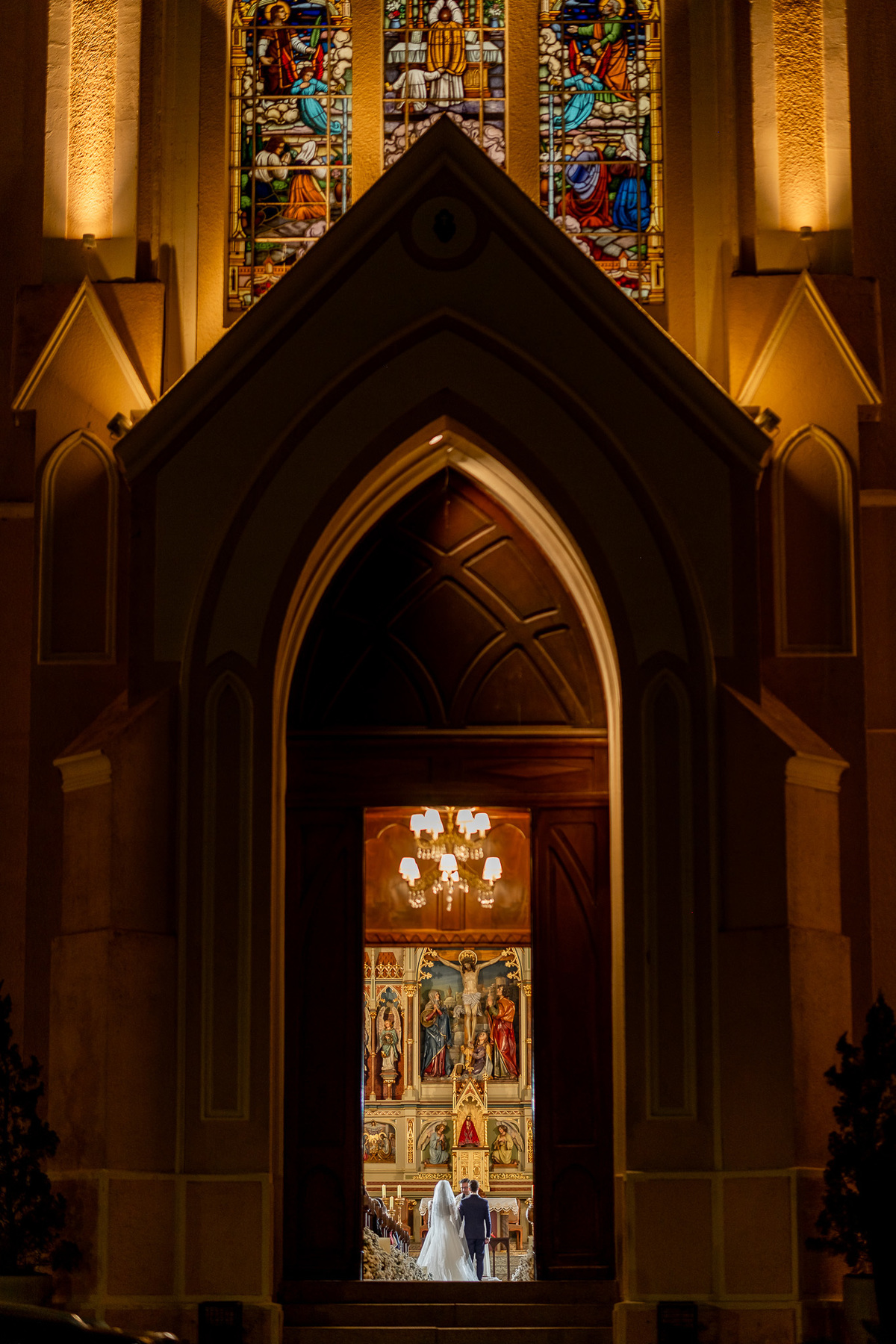 Cerimônia de casamento de Ana Carolina e Leonardo na Igreja Bom Jesus do Cabral