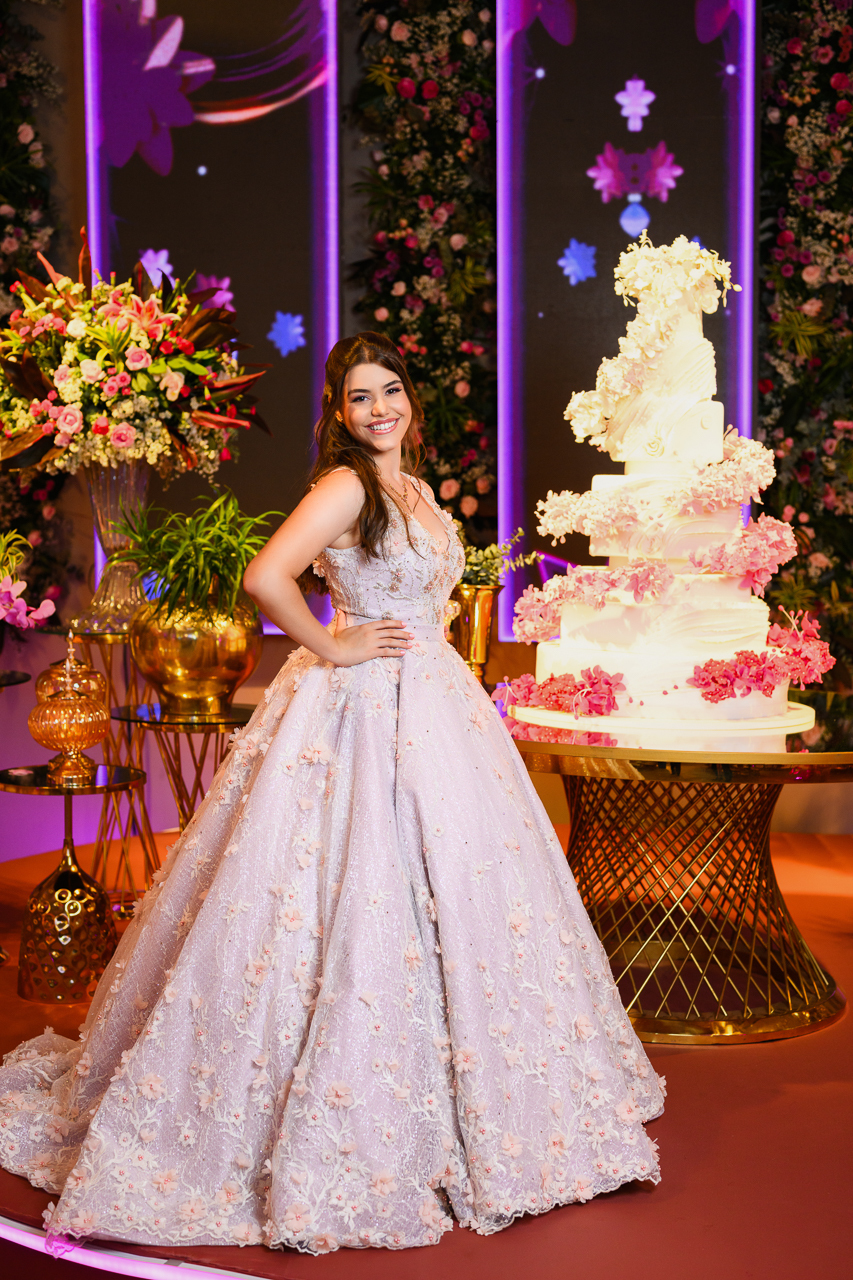 Foto da festa de quinze anos da Laura Macedo fotografada por Rafael Steffen Fotografia.