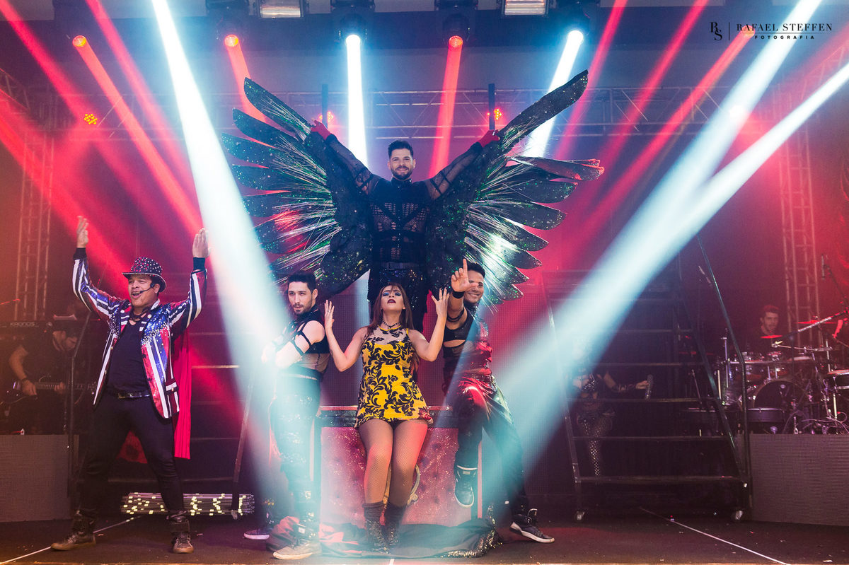 Foto da festa de 15 Anos da Júlia fotografado por Rafael Steffen Fotografia no Hípica Hall em Brasília-DF