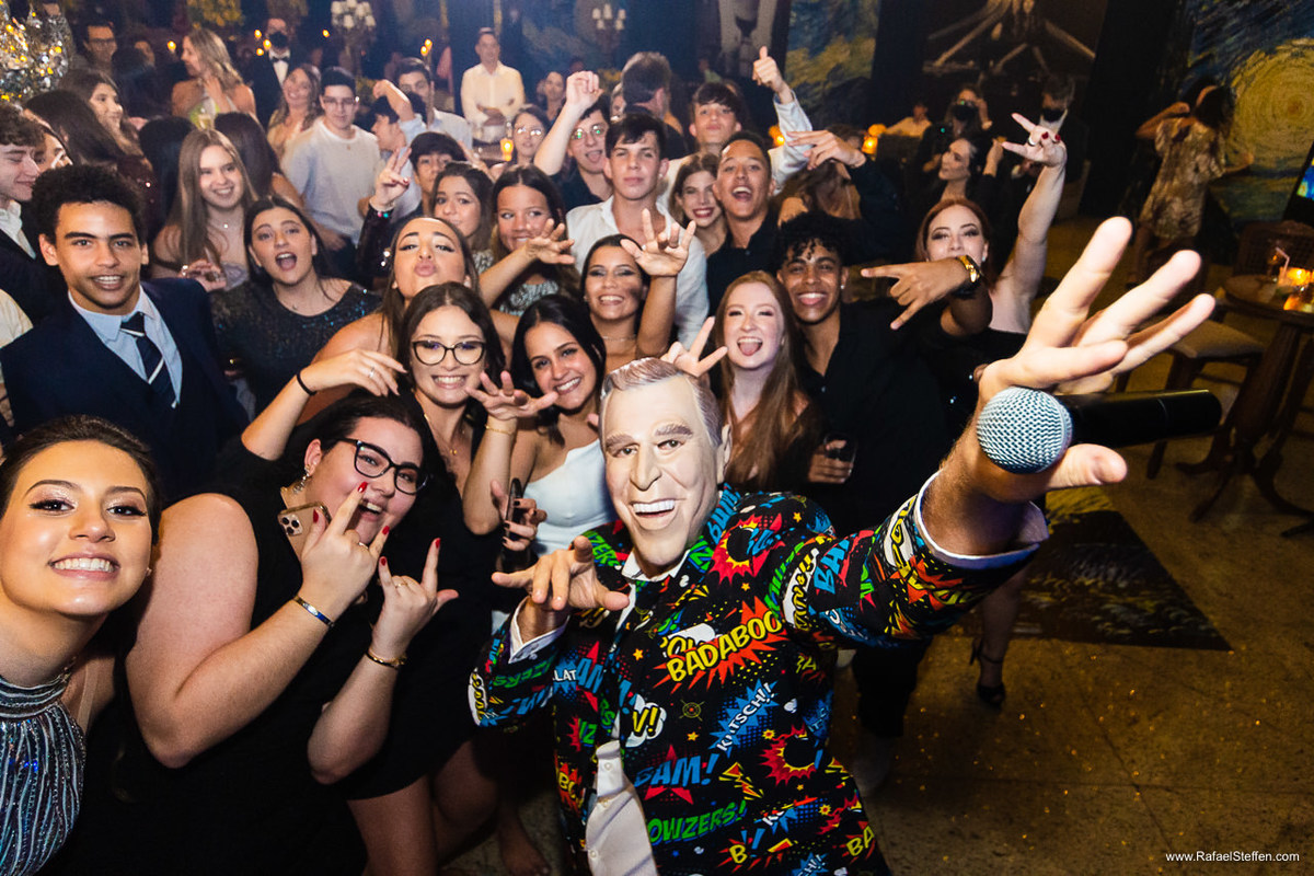 Foto dos DJs The President que animaram a festa de 15 Anos da Maria Luísa no Dúnia Hall em Brasília, DF.