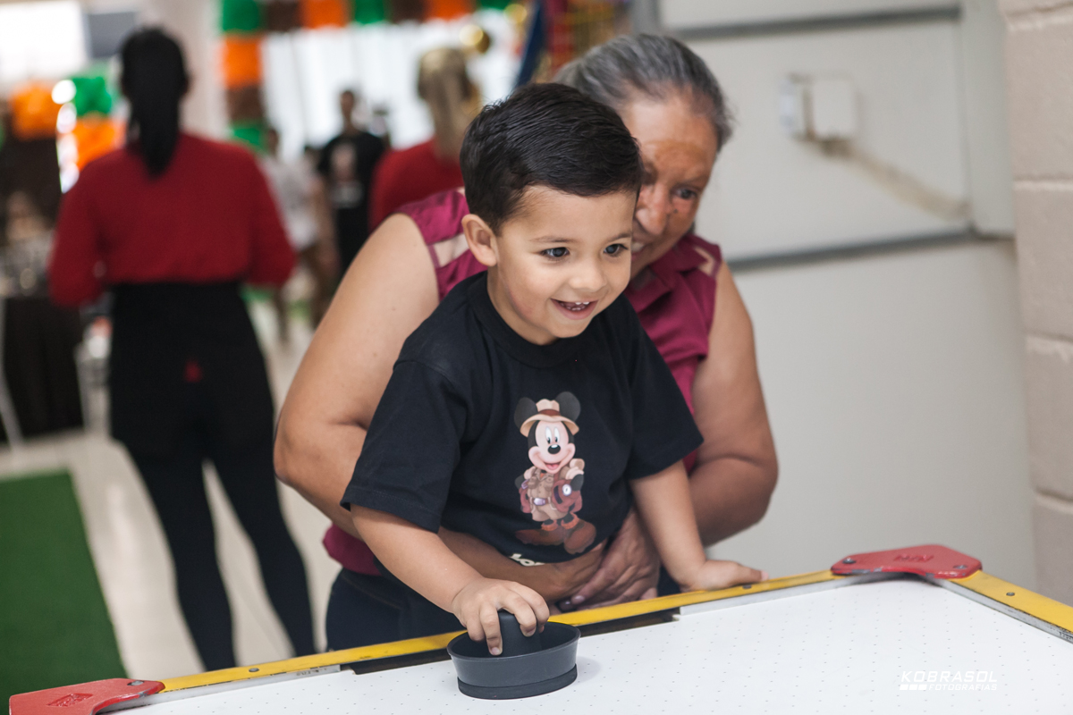 tresanos, terceiroaninho, fotografiainfantil, fotodefesta, festadecriança