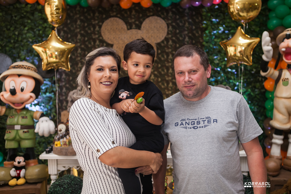 tresanos, terceiroaninho, fotografiainfantil, fotodefesta, festadecriança