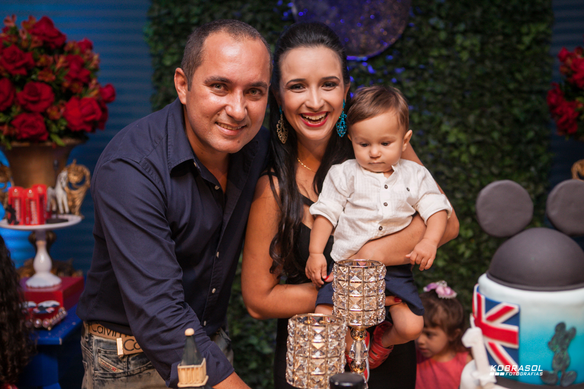 umano, umaninho, primeiroaninho, fotografiainfantil, fotodefesta, festadeumaninho, micheyemlondres, londonmickeydecor, decoracademickey, umaninho, primeiroano, festadeprincipe, maedemenino, fotosdefesta, festainfantil, classicbuffet