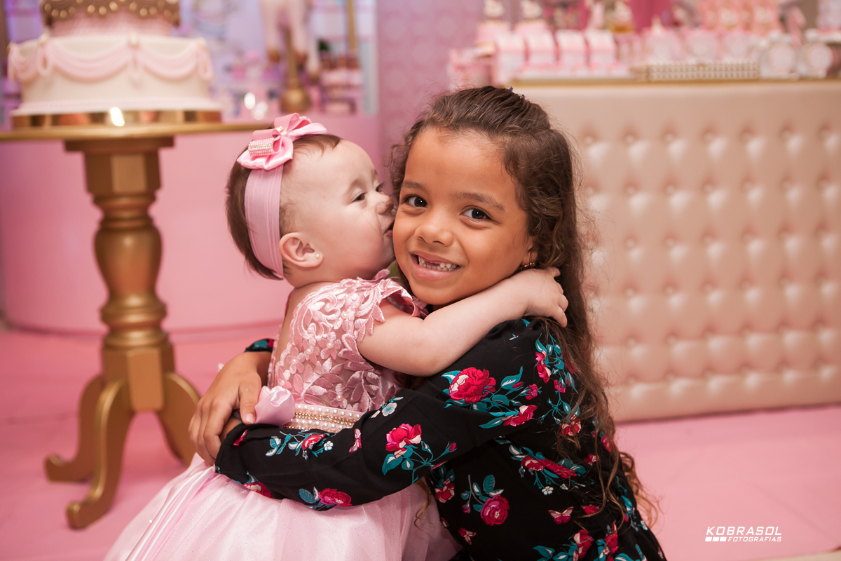 umano, umaninho, primeiroaninho, fotografiainfantil, fotodefesta, festadeumaninho, festacarrossel, carrosseldecor, decoracadocarrossel, umaninho, primeiroano, festadeprincesa, maedemenina, fotosdefesta, ateliedafesta