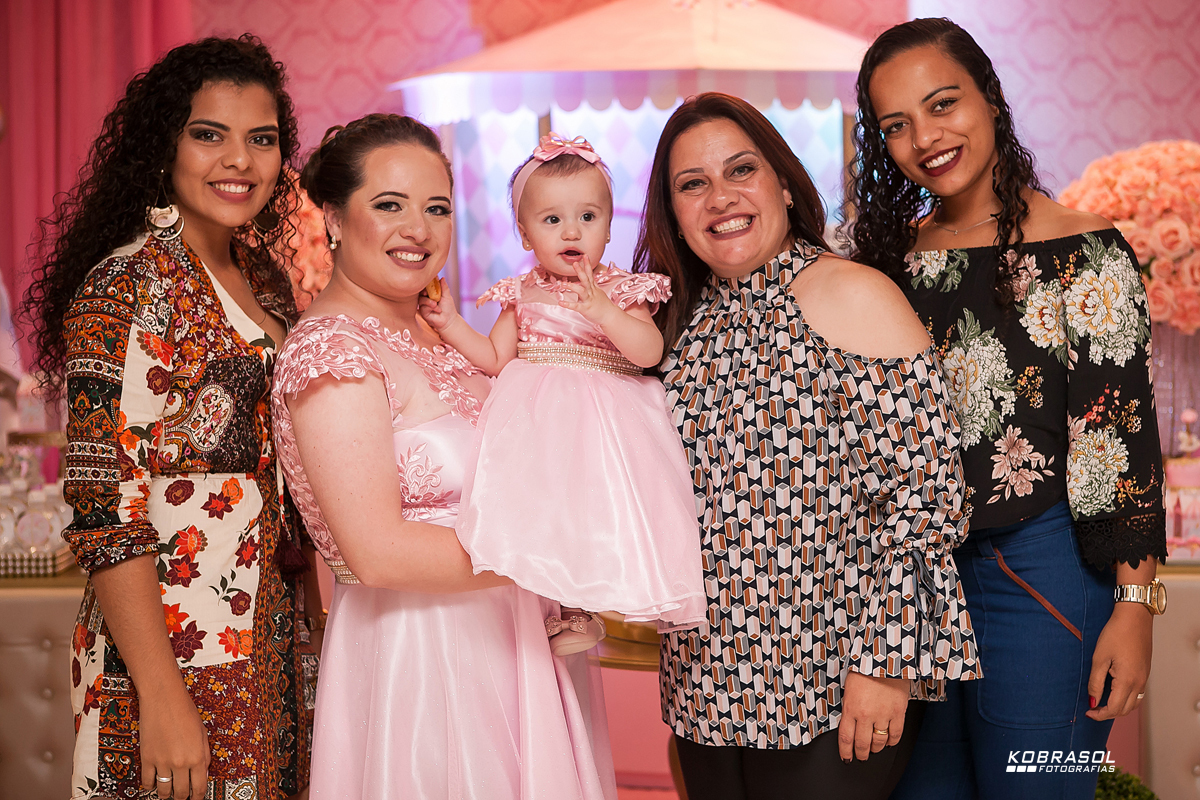 umano, umaninho, primeiroaninho, fotografiainfantil, fotodefesta, festadeumaninho, festacarrossel, carrosseldecor, decoracadocarrossel, umaninho, primeiroano, festadeprincesa, maedemenina, fotosdefesta, ateliedafesta