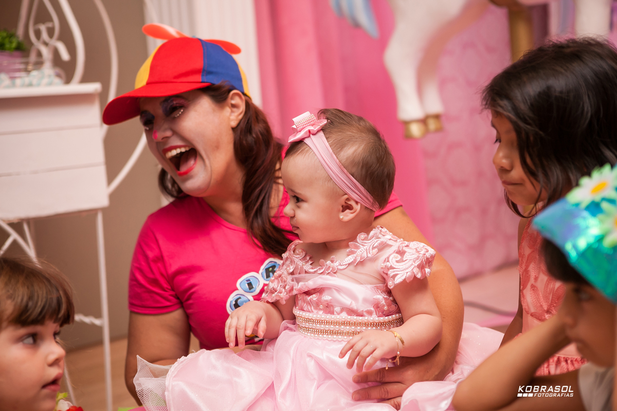 umano, umaninho, primeiroaninho, fotografiainfantil, fotodefesta, festadeumaninho, festacarrossel, carrosseldecor, decoracadocarrossel, umaninho, primeiroano, festadeprincesa, maedemenina, fotosdefesta, ateliedafesta