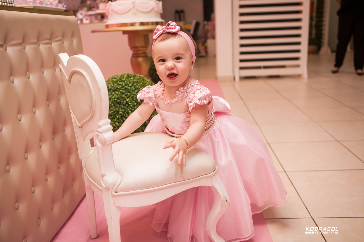 umano, umaninho, primeiroaninho, fotografiainfantil, fotodefesta, festadeumaninho, festacarrossel, carrosseldecor, decoracadocarrossel, umaninho, primeiroano, festadeprincesa, maedemenina, fotosdefesta, ateliedafesta