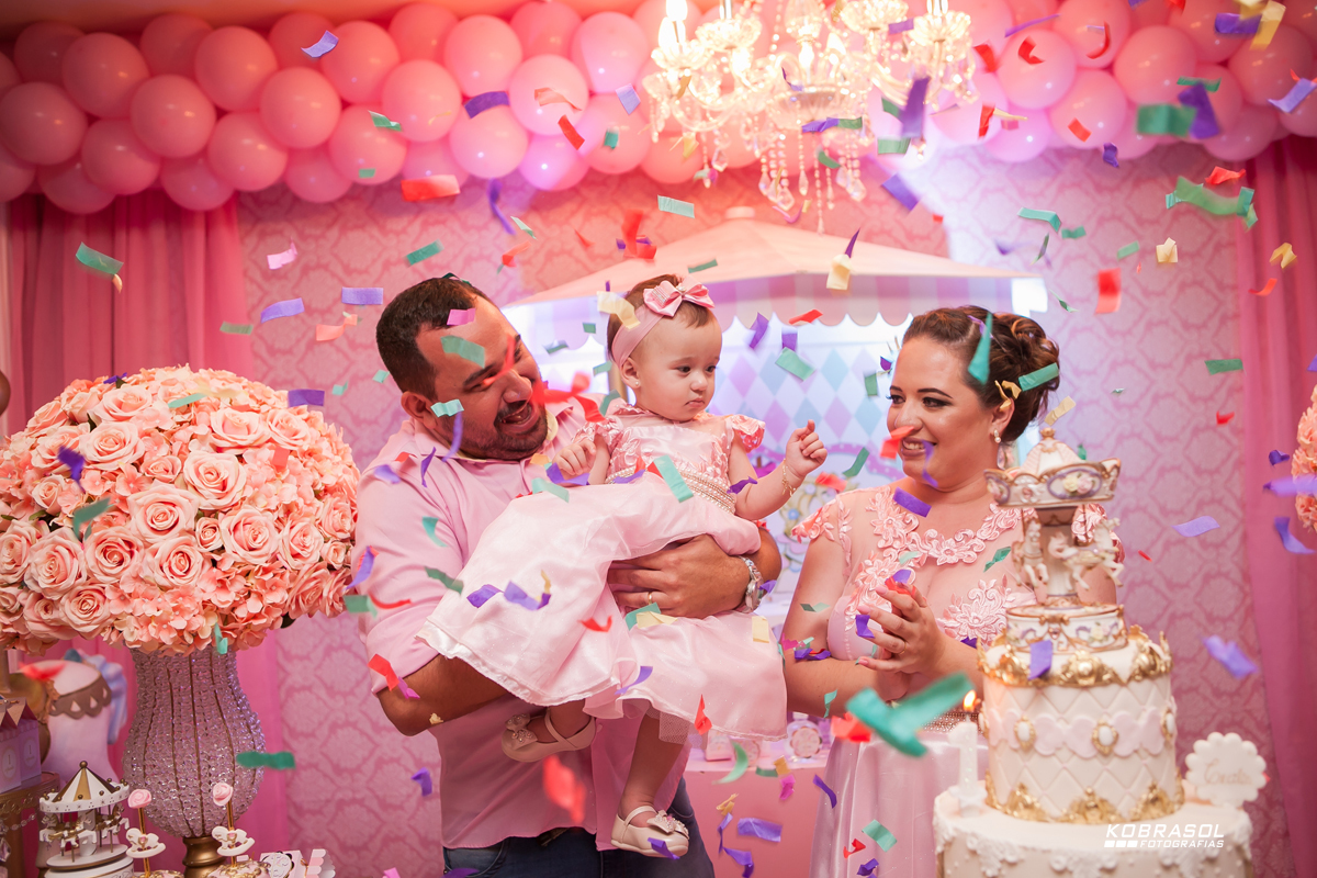 umano, umaninho, primeiroaninho, fotografiainfantil, fotodefesta, festadeumaninho, festacarrossel, carrosseldecor, decoracadocarrossel, umaninho, primeiroano, festadeprincesa, maedemenina, fotosdefesta, ateliedafesta