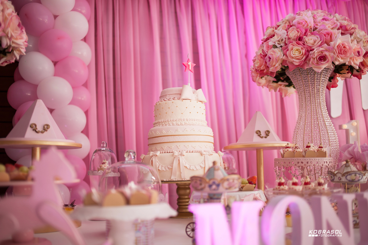 decoracadocarrossel, umaninho, primeiroano, festadeprincesa, maedemenina, fotosdefesta