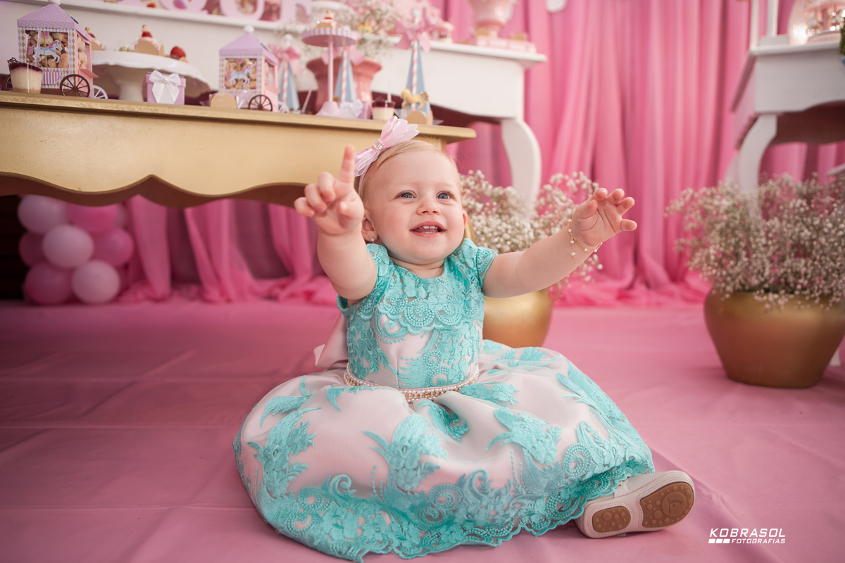 decoracadocarrossel, umaninho, primeiroano, festadeprincesa, maedemenina, fotosdefesta