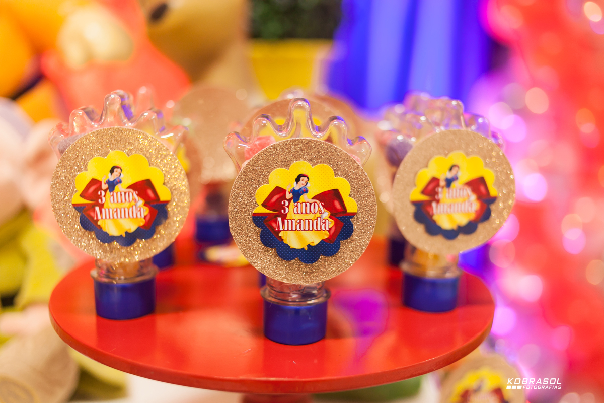 tresanos, terceiroaninho, fotografiainfantil, fotodefesta, festadecriança, brancadeneve, turmadobarulho