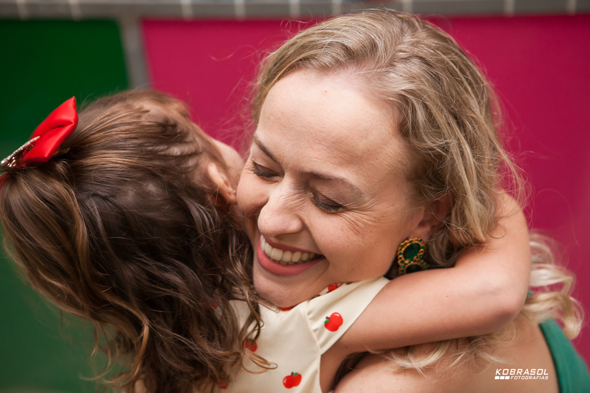 tresanos, terceiroaninho, fotografiainfantil, fotodefesta, festadecriança, brancadeneve, turmadobarulho