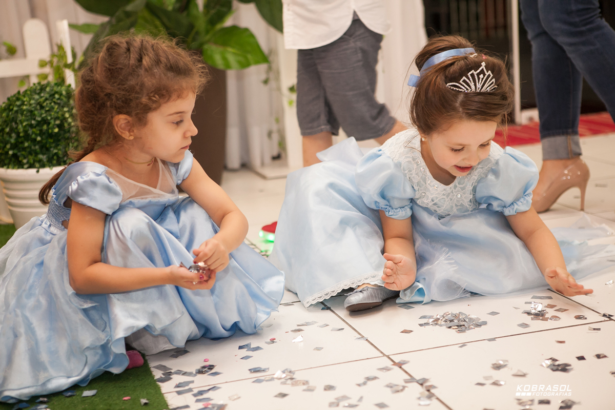 cincoanos, quintoaninho, fotografiainfantil, fotodefesta, festadecriança, princesasdecor, festadeprincesa, familiareal, mabifestas