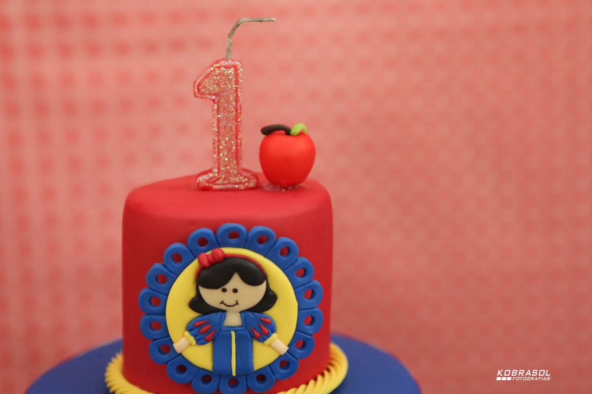 umano, umaninho, primeiroaninho, fotografiainfantil, fotodefesta, festadeumaninho, festabrancadeneve, brancadenevedecor, decoracaobrancadeneve, umaninho, primeiroano, festadeprincesa, maedemenina, fotosdefesta