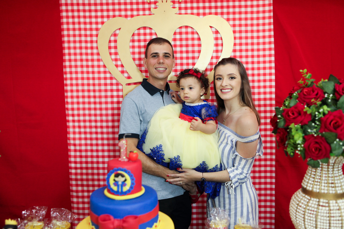 umano, umaninho, primeiroaninho, fotografiainfantil, fotodefesta, festadeumaninho, festabrancadeneve, brancadenevedecor, decoracaobrancadeneve, umaninho, primeiroano, festadeprincesa, maedemenina, fotosdefesta