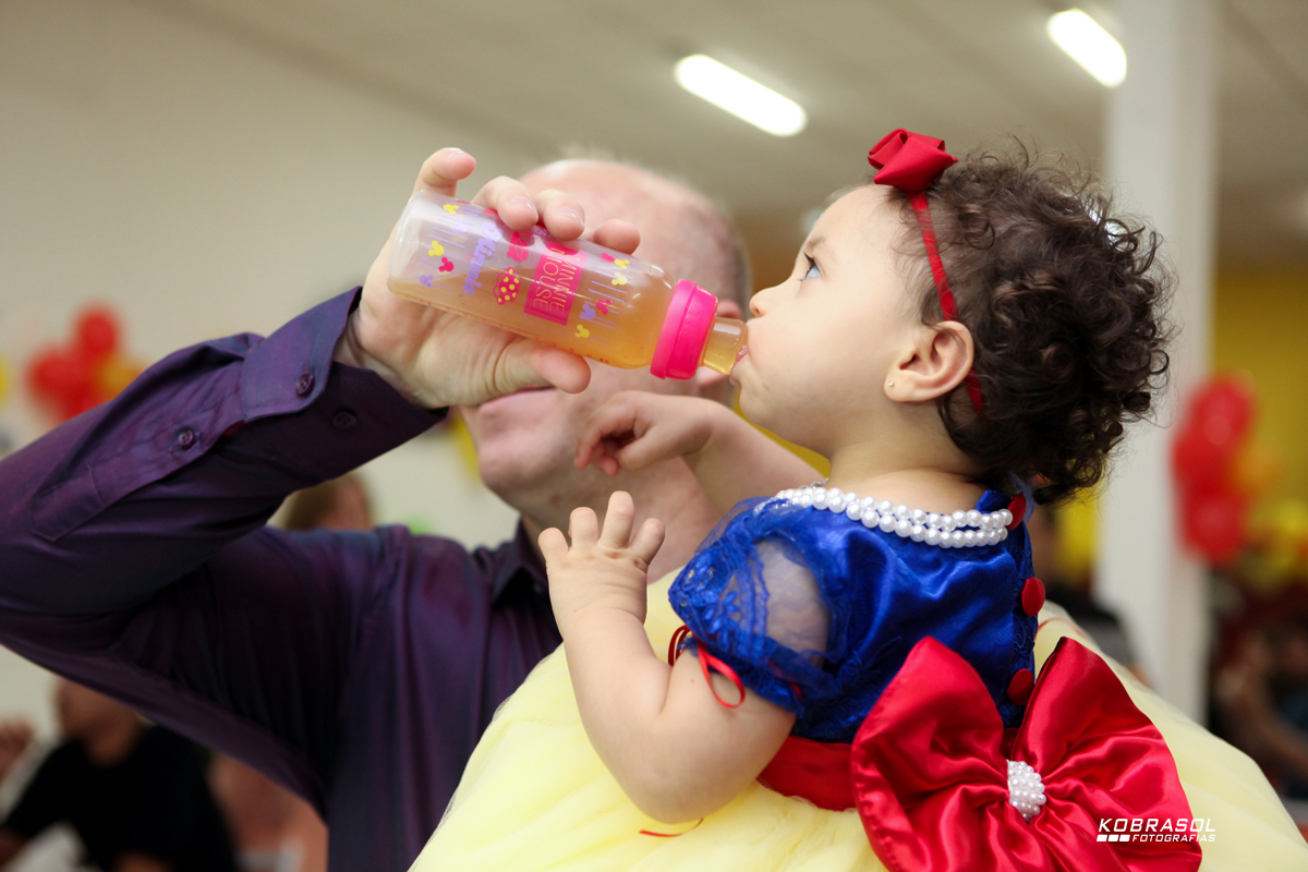 umano, umaninho, primeiroaninho, fotografiainfantil, fotodefesta, festadeumaninho, festabrancadeneve, brancadenevedecor, decoracaobrancadeneve, umaninho, primeiroano, festadeprincesa, maedemenina, fotosdefesta