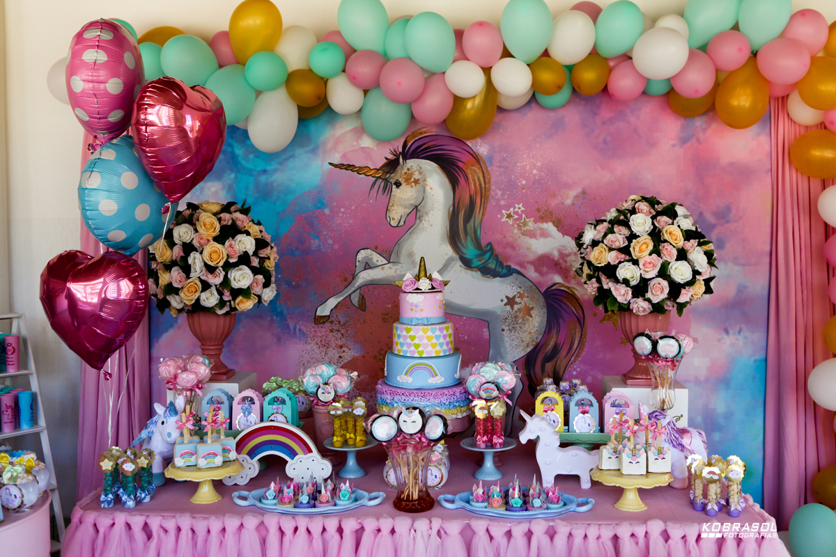umano, umaninho, primeiroaninho, fotografiainfantil, fotodefesta, festadeumaninho, festaunicornio, unicorniodecor, decoracaodeunicornio, umaninho, primeiroano, festadeprincesa, maedemenina, fotosdefesta