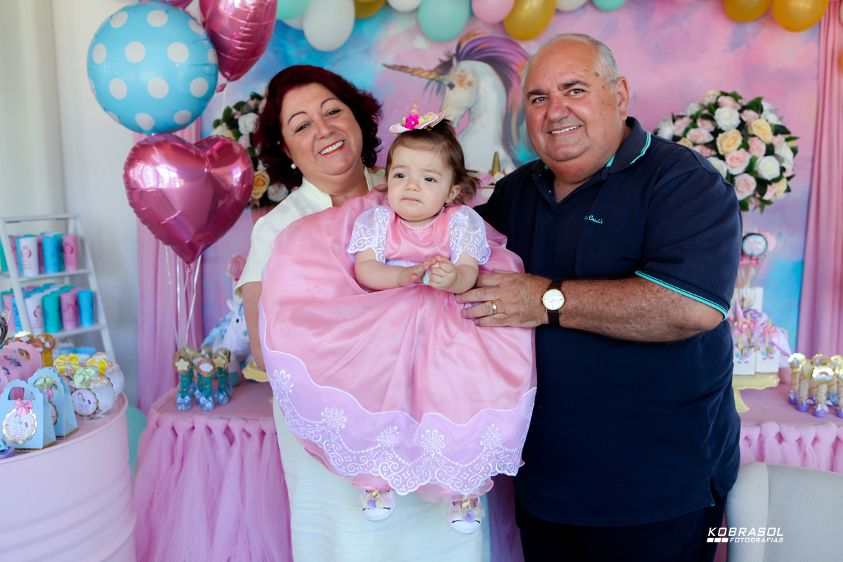 umano, umaninho, primeiroaninho, fotografiainfantil, fotodefesta, festadeumaninho, festaunicornio, unicorniodecor, decoracaodeunicornio, umaninho, primeiroano, festadeprincesa, maedemenina, fotosdefesta