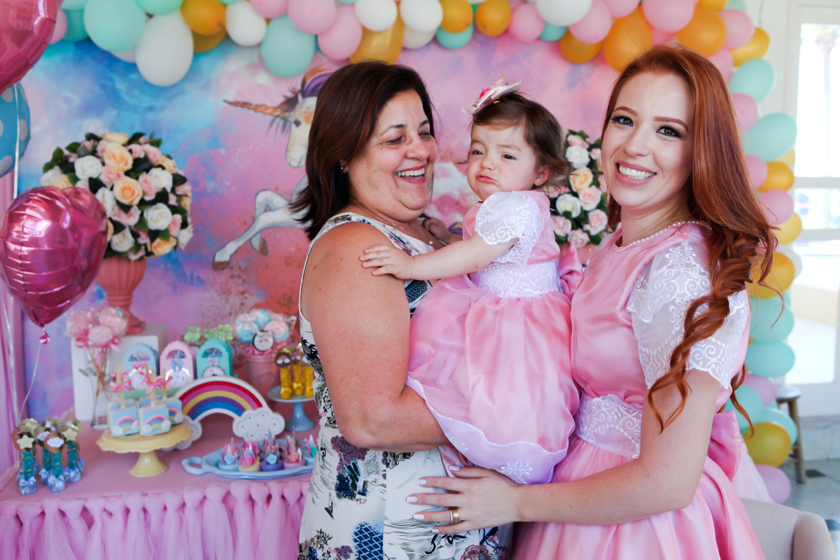 umano, umaninho, primeiroaninho, fotografiainfantil, fotodefesta, festadeumaninho, festaunicornio, unicorniodecor, decoracaodeunicornio, umaninho, primeiroano, festadeprincesa, maedemenina, fotosdefesta