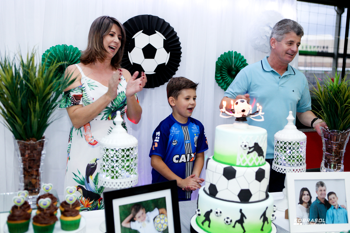 oitoanos, fotografiainfantil, fotodefesta, festadecriança, futebol, festadacopa, aniversariodejogador