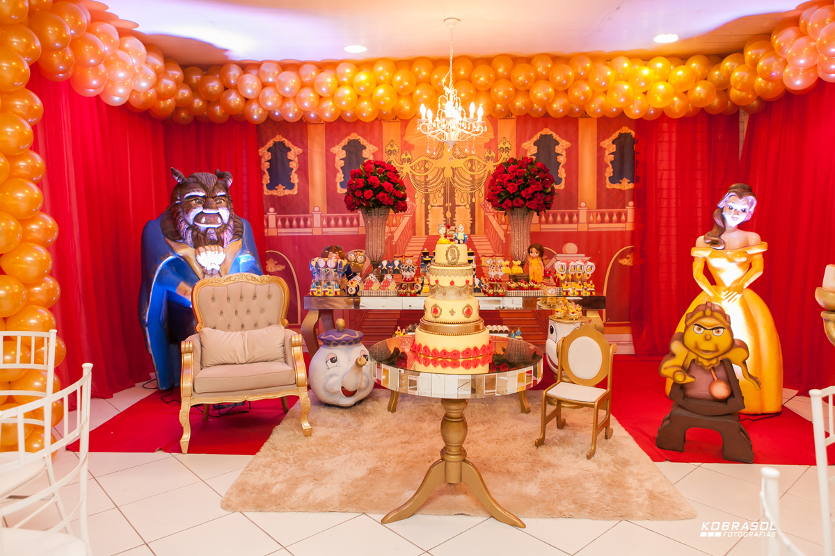 cincoanos, quintoaninho, fotografiainfantil, fotodefesta, festadecriança, abelaeaferadecor, festadeprincesa, familiareal, bricamundi