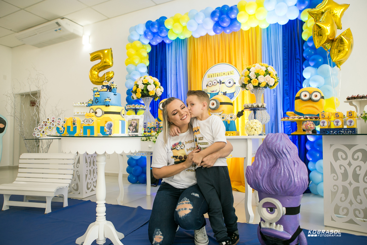 cincoanos, quintoaninho, fotografiainfantil, fotodefesta, festadecriança, minnionsdecor, festameumalvadofavorito, manufestas