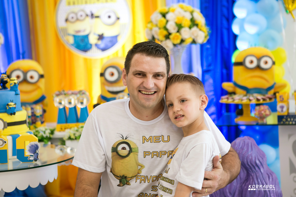 cincoanos, quintoaninho, fotografiainfantil, fotodefesta, festadecriança, minnionsdecor, festameumalvadofavorito, manufestas