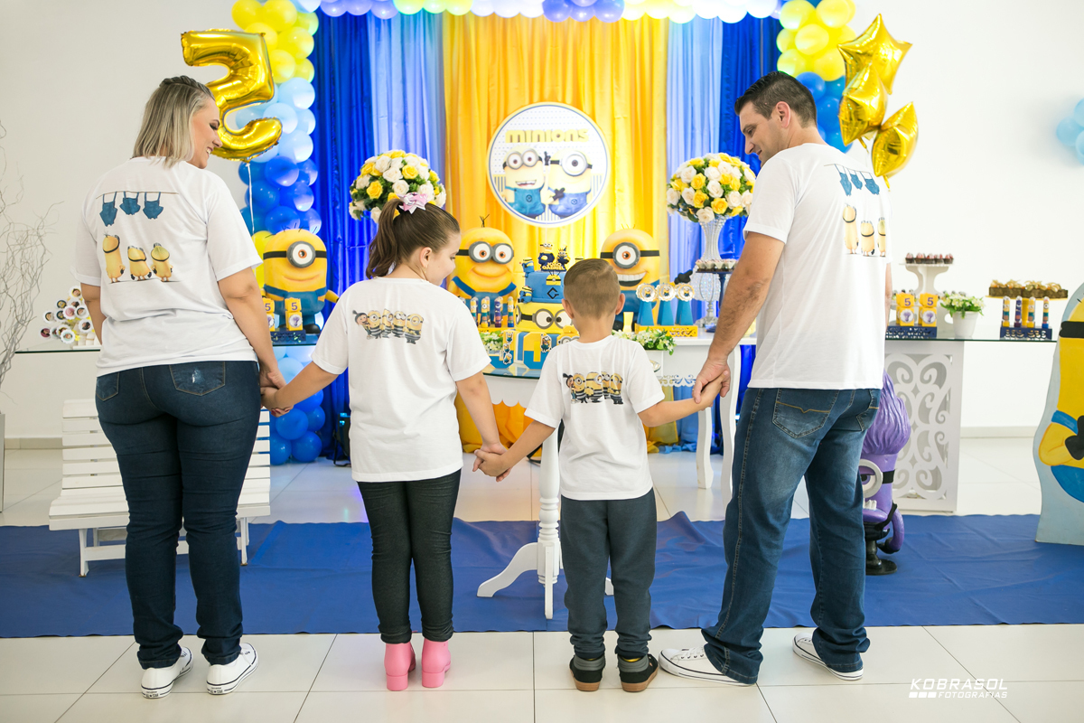 cincoanos, quintoaninho, fotografiainfantil, fotodefesta, festadecriança, minnionsdecor, festameumalvadofavorito, manufestas