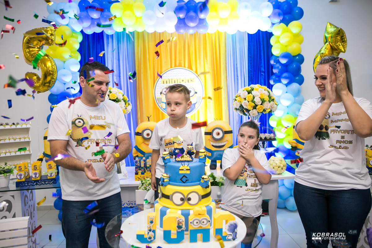 cincoanos, quintoaninho, fotografiainfantil, fotodefesta, festadecriança, minnionsdecor, festameumalvadofavorito, manufestas