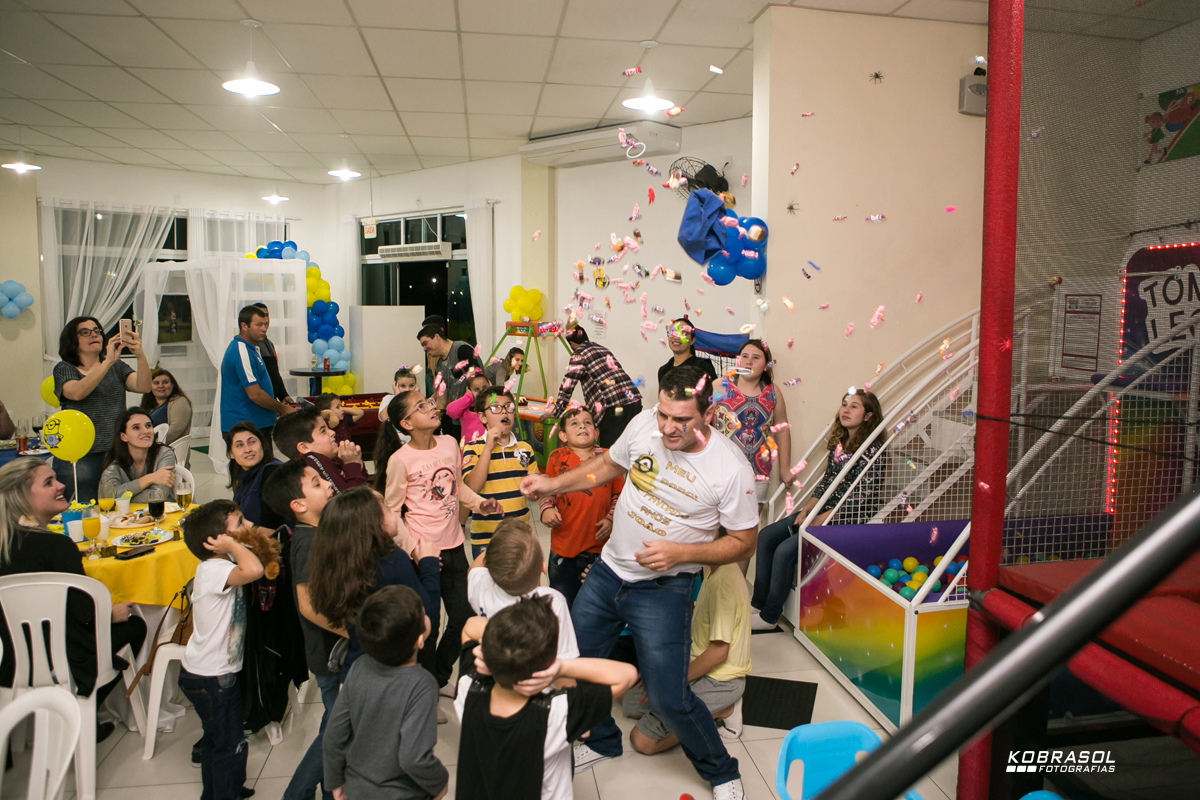 cincoanos, quintoaninho, fotografiainfantil, fotodefesta, festadecriança, minnionsdecor, festameumalvadofavorito, manufestas