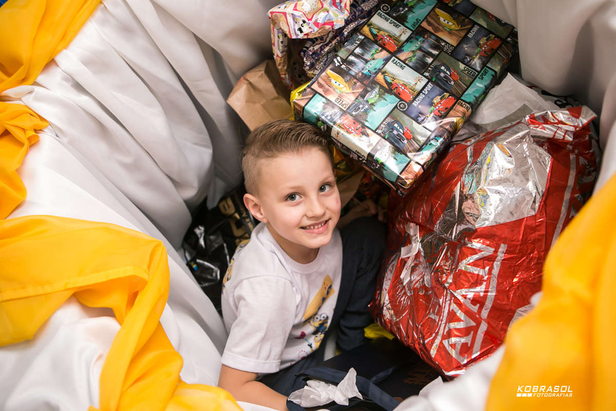 cincoanos, quintoaninho, fotografiainfantil, fotodefesta, festadecriança, minnionsdecor, festameumalvadofavorito, manufestas