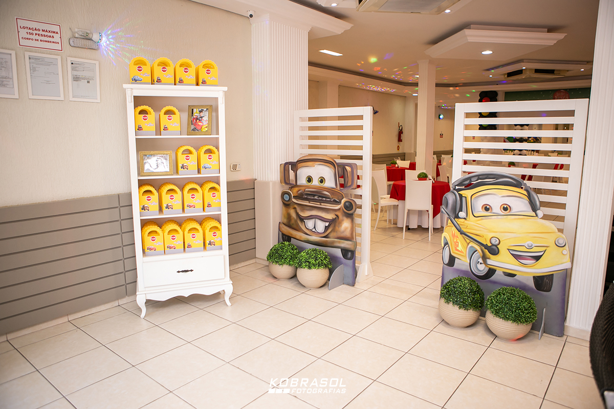 carrosdisney, festademenino, menino, festainfantil, ateliedafesta, fotografiainfantil, fotodefesta, doisanos, fotografoflorianopolis, fotosdeaniversarioflorianopolis