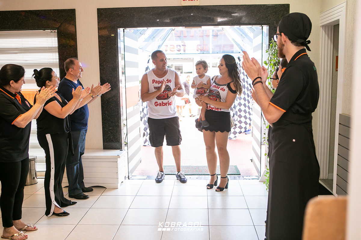 carrosdisney, festademenino, menino, festainfantil, ateliedafesta, fotografiainfantil, fotodefesta, doisanos, fotografoflorianopolis, fotosdeaniversarioflorianopolis