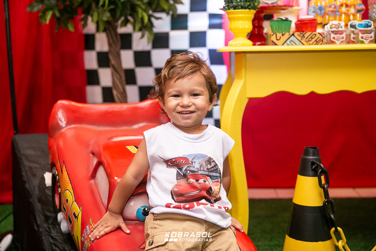 carrosdisney, festademenino, menino, festainfantil, ateliedafesta, fotografiainfantil, fotodefesta, doisanos, fotografoflorianopolis, fotosdeaniversarioflorianopolis