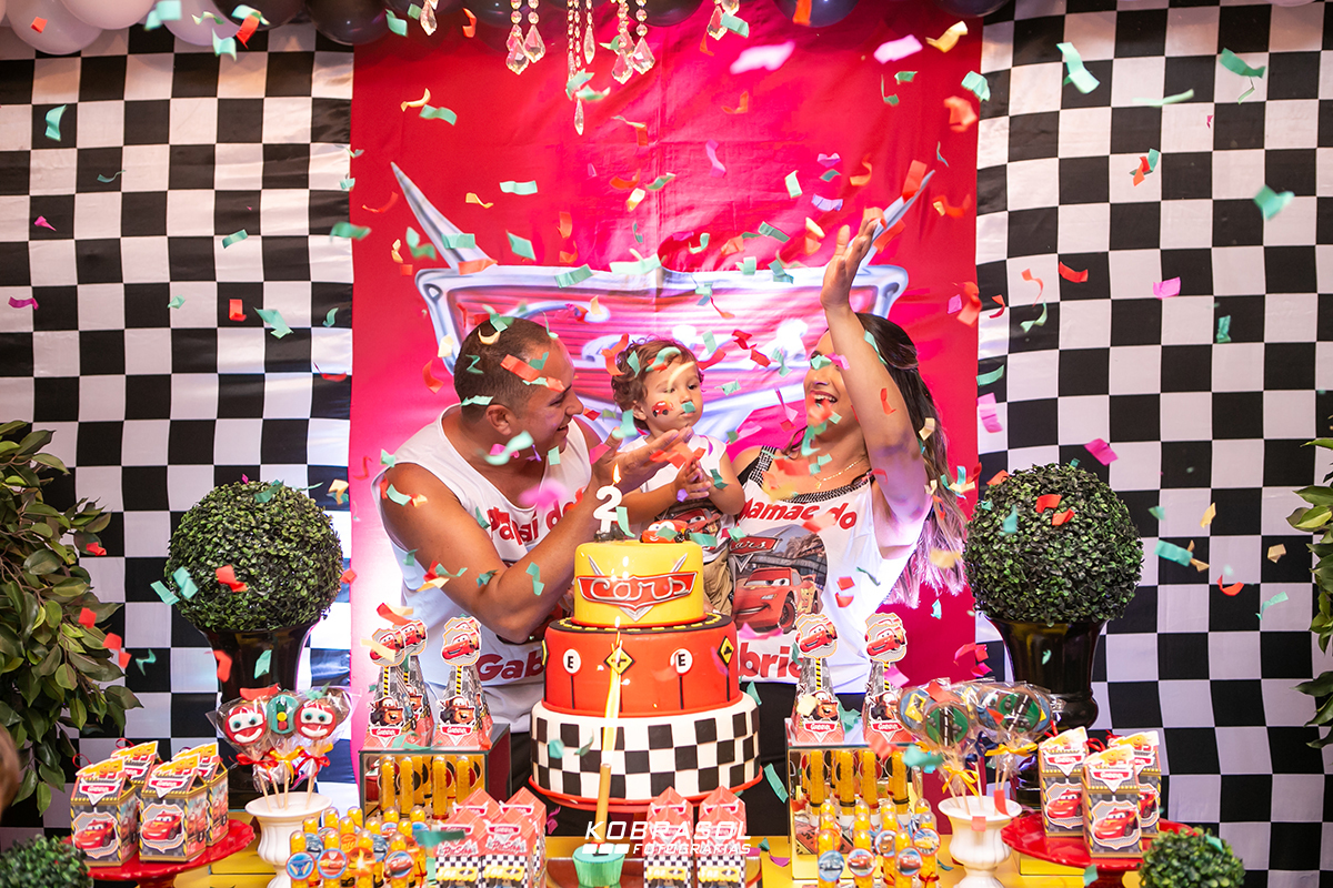 carrosdisney, festademenino, menino, festainfantil, ateliedafesta, fotografiainfantil, fotodefesta, doisanos, fotografoflorianopolis, fotosdeaniversarioflorianopolis